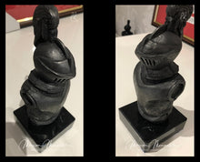 Load image into Gallery viewer, Protegimus Statue - Grey
